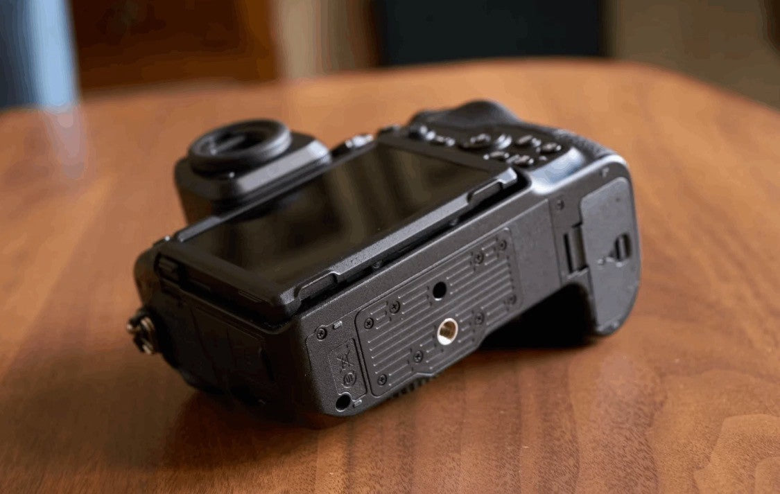 Nikon Z 8 45.7P Full Frame Mirrorless Camera with 3 Lenses