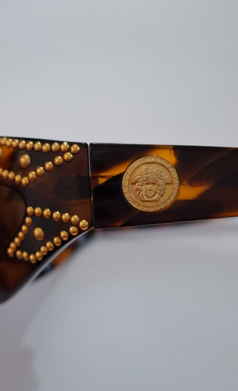 Vintage Y2K Gianni Versace 440/L 649NDRH Unisex Brown Tortoise Shell Sunglasses