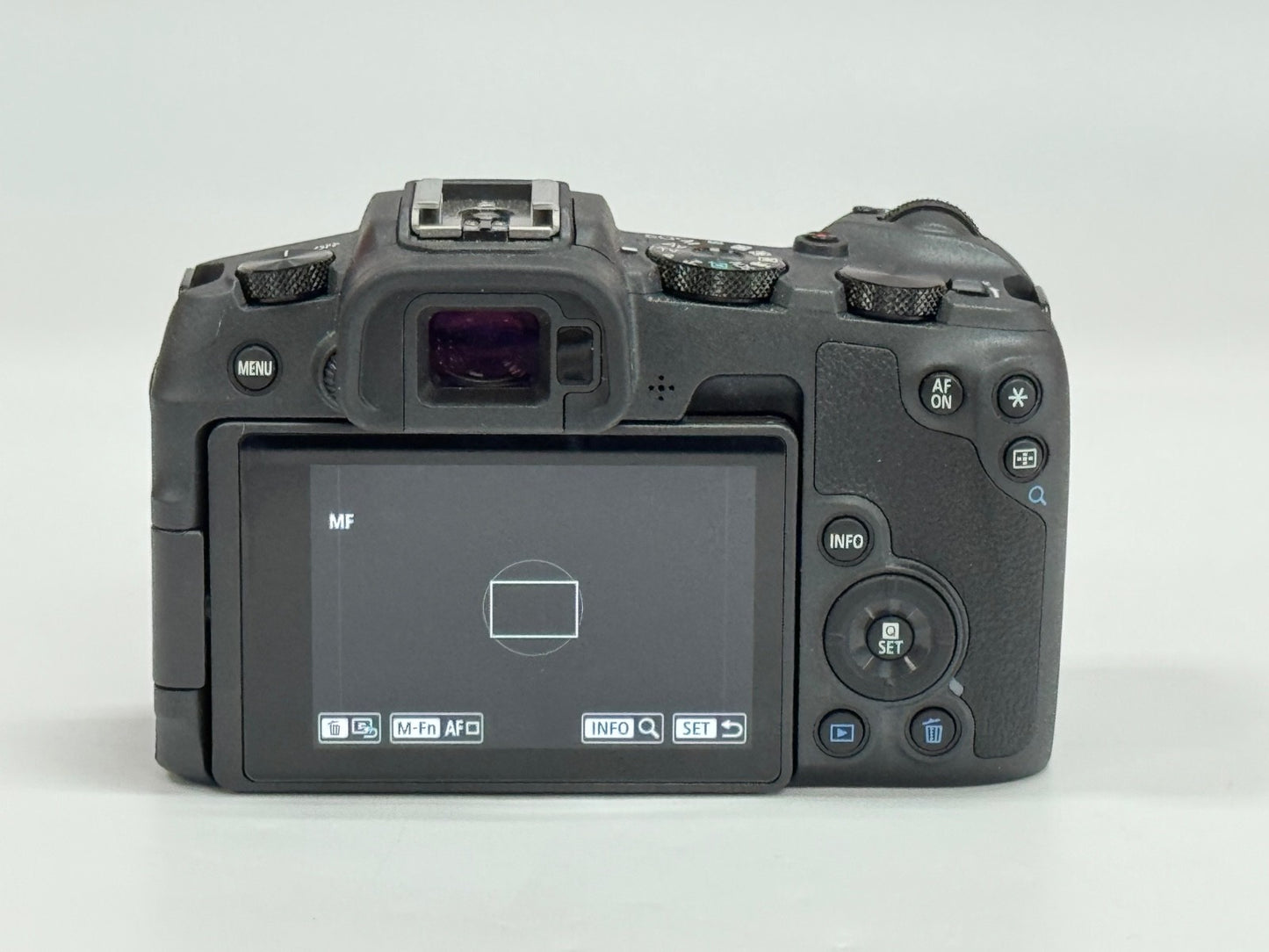Canon EOS RP Mirrorless Digital Camera with 24-105mm f/4-7.1 STM Lens Kit