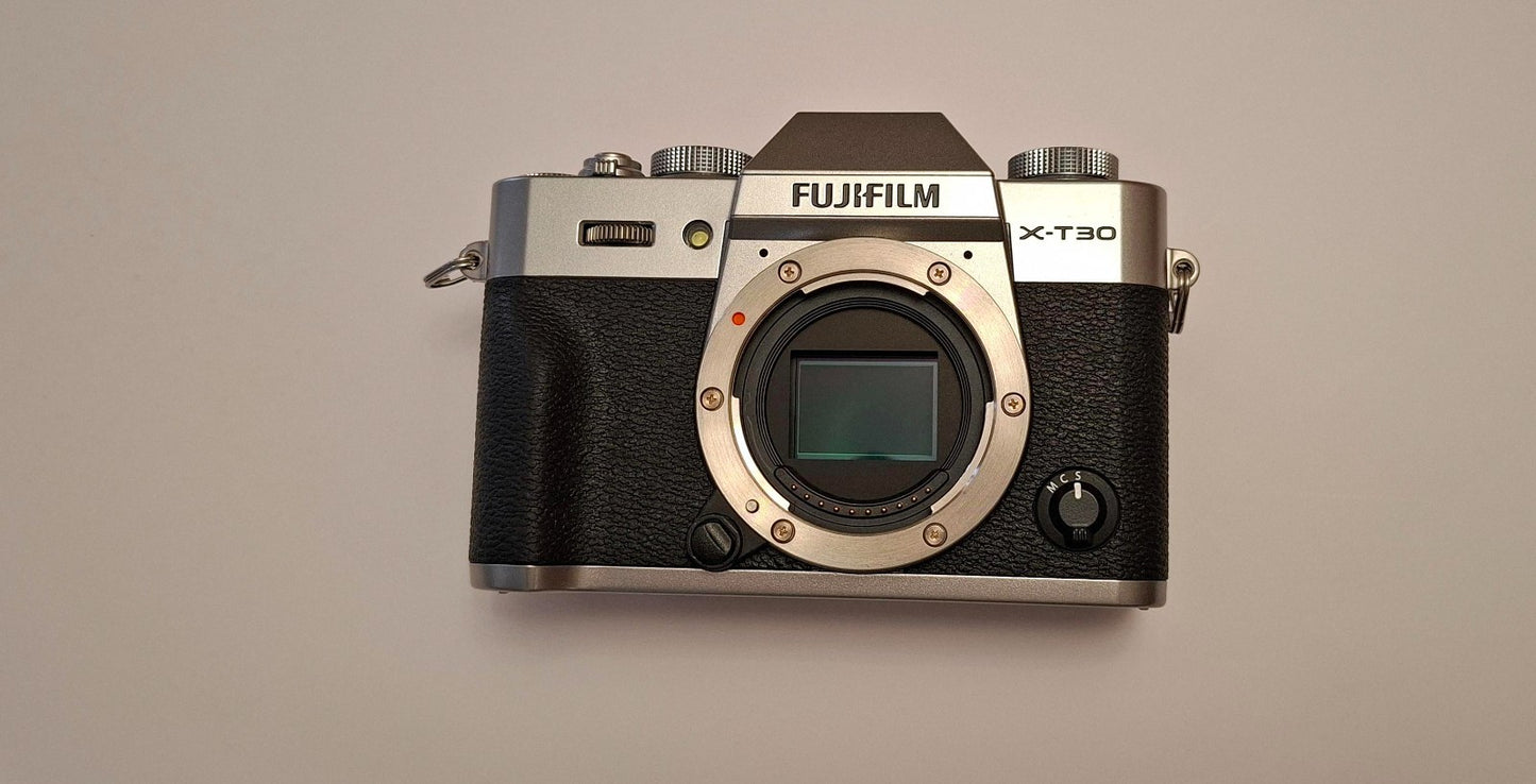 Fujifilm X- t30 SC 234!! + Fujifilm 18-135mm Lens MINT CONDITION