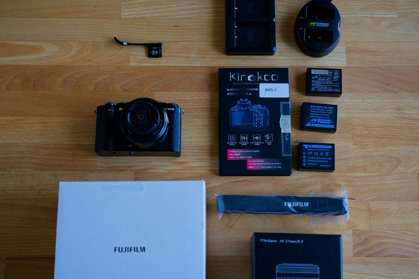 Fujifilm X-M5 Mirrorless Digital Camera Black w/ 27mm Lens, Grip, Batteries READ