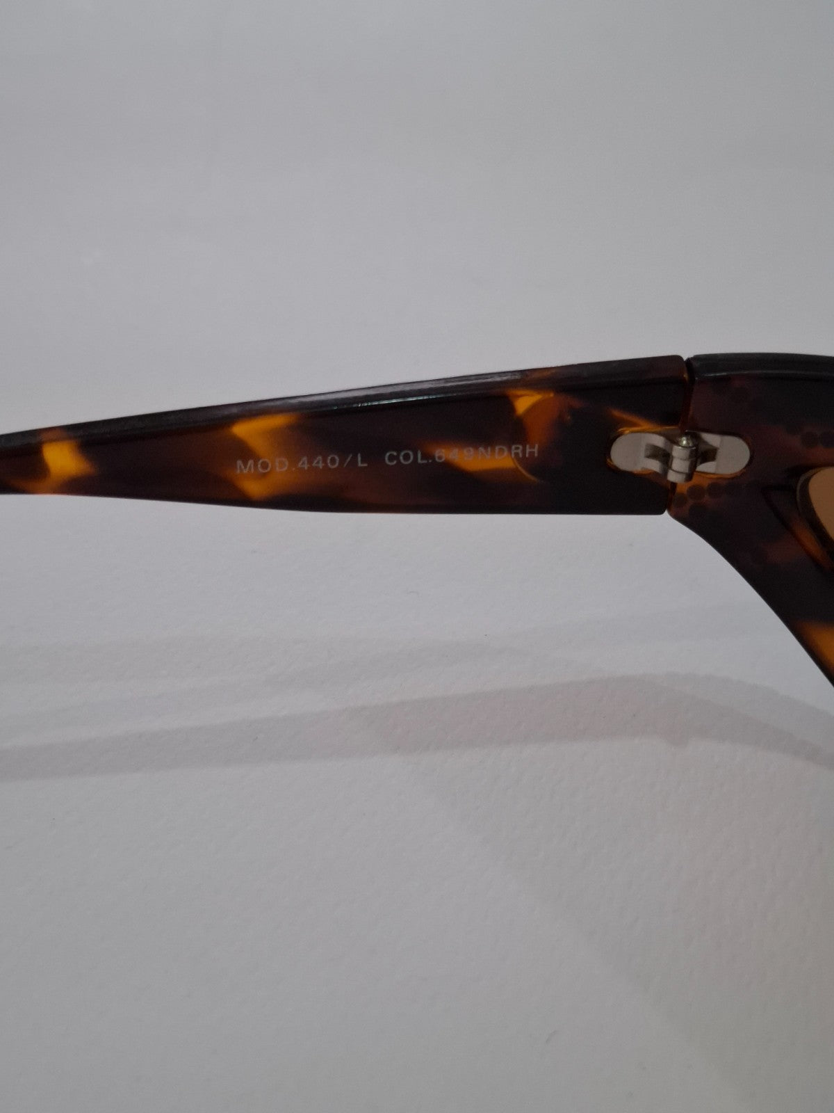 Vintage Y2K Gianni Versace 440/L 649NDRH Unisex Brown Tortoise Shell Sunglasses