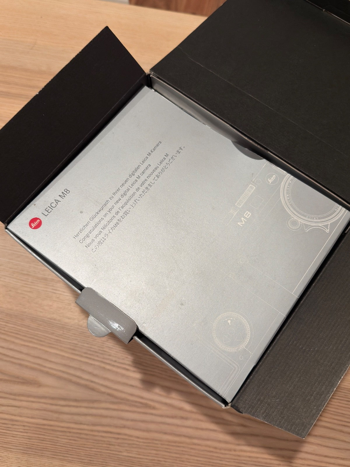 [NEAR MINT IN BOX ] Leica M8 Digital Rangefinder Camera Black 10.3MP CCD