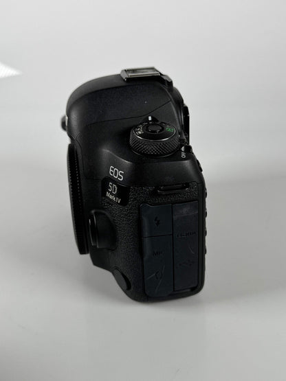 Canon EOS 5D Mark IV 30.4MP Digital SLR Camera Body - Shutter count 77k