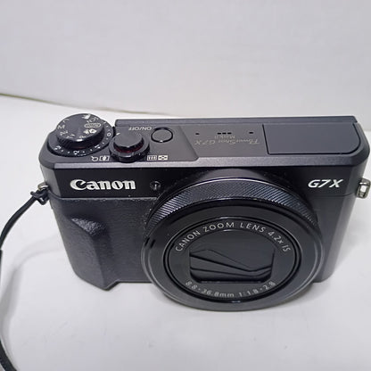 Canon PowerShot G7X Mark II Digital Camera with 3" Flip Screen