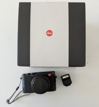 Leica D-Lux 8 - Near-New, Still in Warranty (Invoice Included)