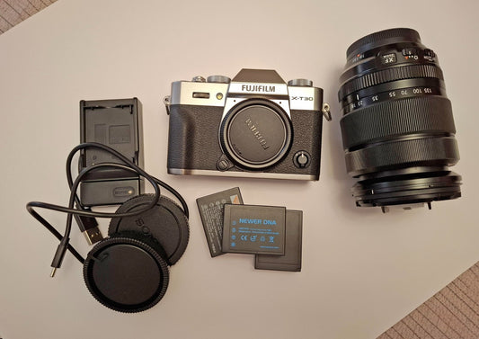 Fujifilm X- t30  SC  234!!  + Fujifilm 18-135mm Lens MINT CONDITION