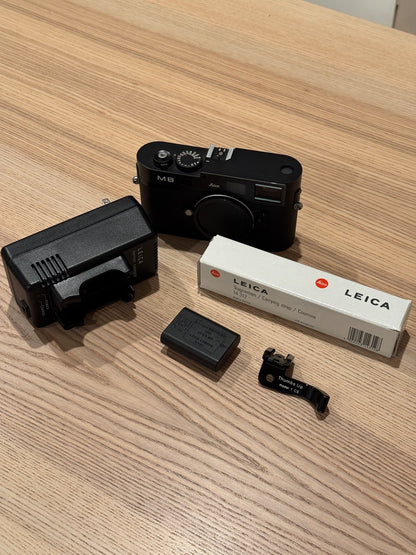 [NEAR MINT IN BOX ] Leica M8 Digital Rangefinder Camera Black 10.3MP CCD